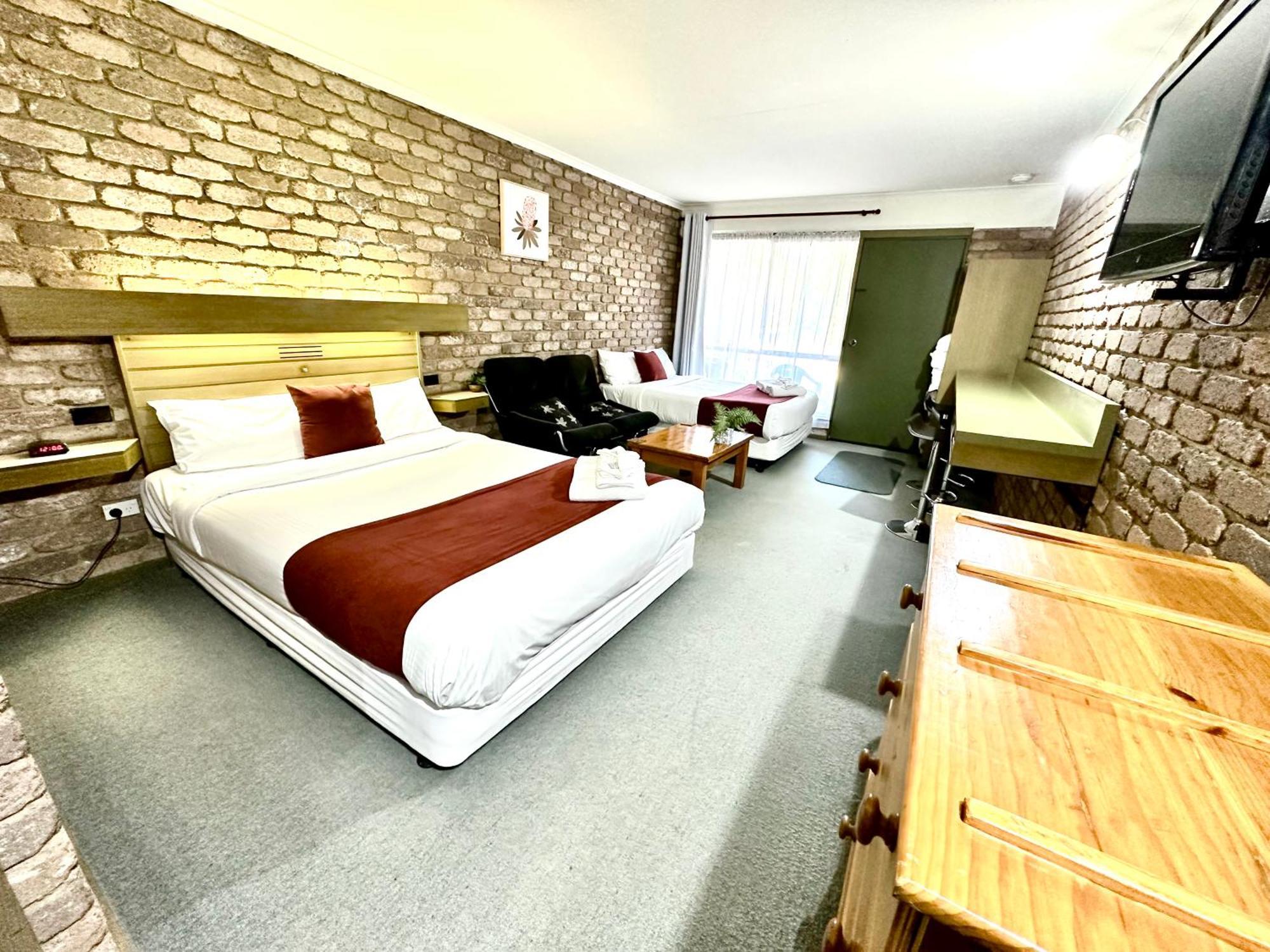 Eildon Lake Motel Екстер'єр фото